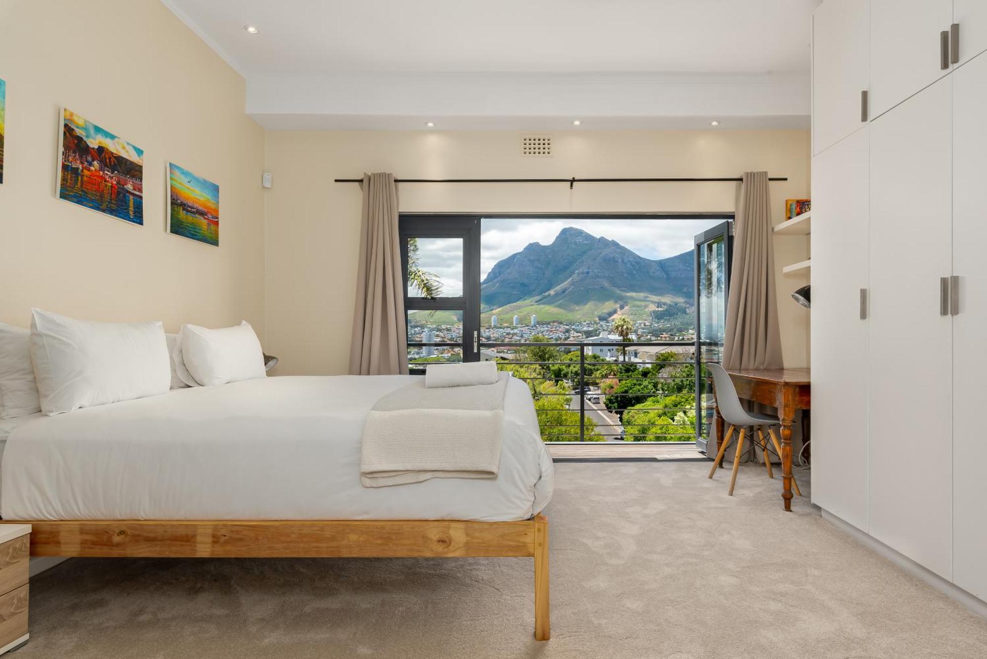 Road 14 Apartment Cape Town
