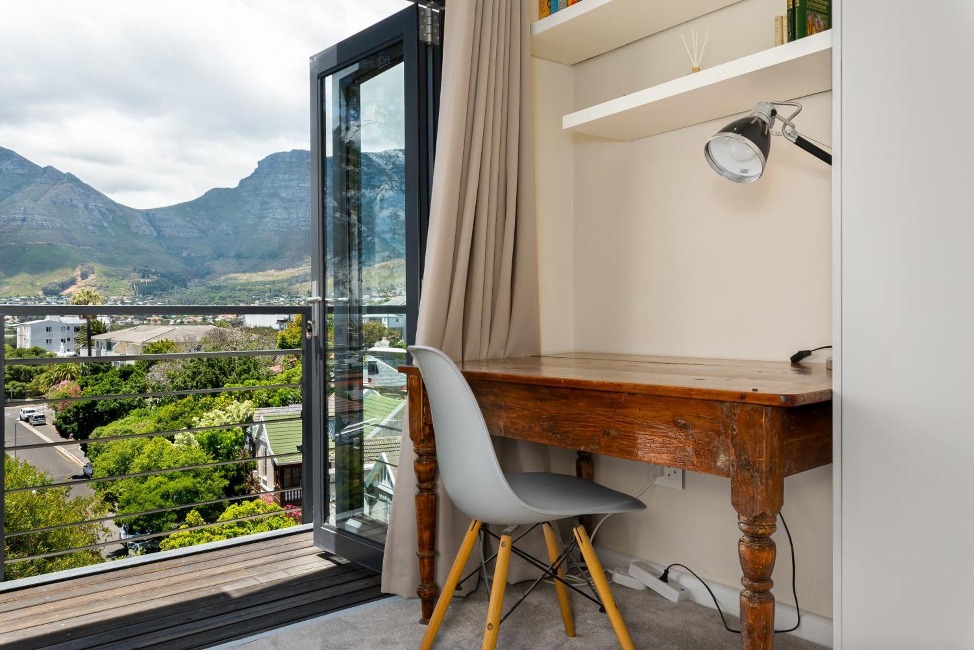 Road 14 Apartment Cape Town